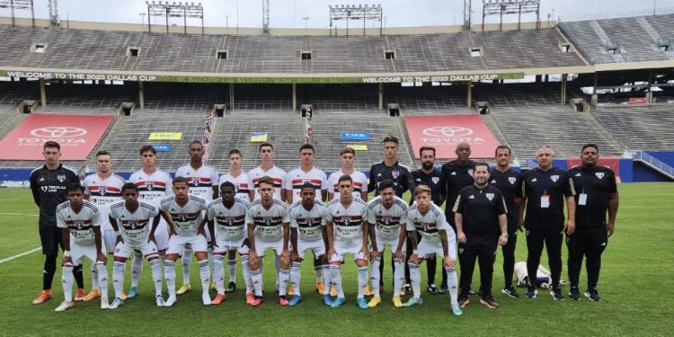 São Paulo F.C. – Sub-19 vence o Fulham na estreia da Dallas Cup São Paulo F.C. – Sub-19 vence o Fulham na estreia da Dallas Cup