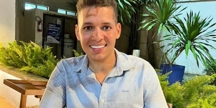 Magno Queiroz: O jovem empreendedor que vem transformando a web em Canaã dos Carajás