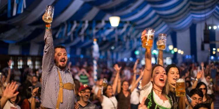 São Paulo Oktoberfest é inspirada na tradicional festa alemã do século XIX São Paulo Oktoberfest é inspirada na tradicional festa alemã do século XIX