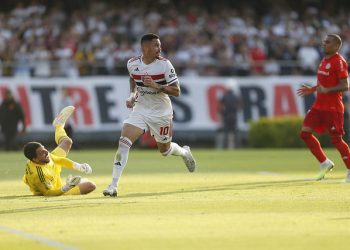 São Paulo F.C. – No Morumbi, São Paulo vence o Internacional por 2 a 0