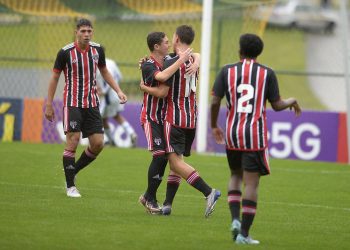 São Paulo F.C. – De virada, Sub-15 vence o Flamengo e avança na Nike Premier Cup