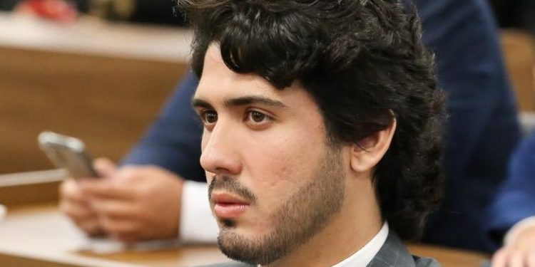 A Nova Geração de Políticos: Vinicius Machado fala sobre impacto das redes sociais na política brasileira