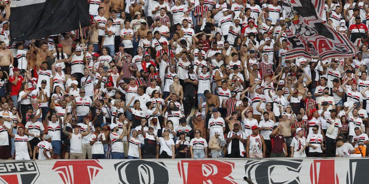São Paulo F.C. – Na Ilha do Retiro, Tricolor enfrenta o Sport pela Copa do Brasil São Paulo F.C. – Na Ilha do Retiro, Tricolor enfrenta o Sport pela Copa do Brasil