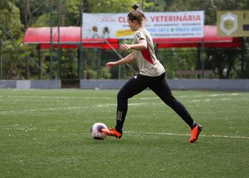 São Paulo F.C. – Em Cotia, São Paulo enfrenta o São Bernardo pelo Paulista Feminino