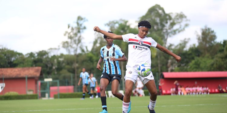 São Paulo F.C. – São Paulo é superado pelo Grêmio no Brasileiro Feminino Sub-20 São Paulo F.C. – São Paulo é superado pelo Grêmio no Brasileiro Feminino Sub-20