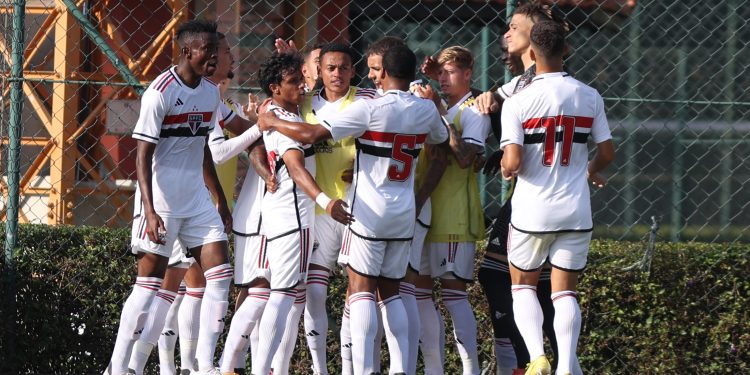 São Paulo F.C. – Fim de semana da base tem cinco jogos pelo Paulista São Paulo F.C. – Fim de semana da base tem cinco jogos pelo Paulista