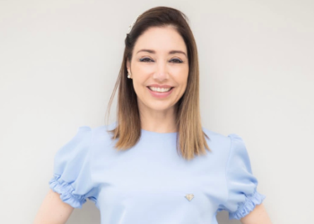 É possível ter resultados naturais com a harmonização facial? Dentista Dra. Ana Paula Quinteiro responde