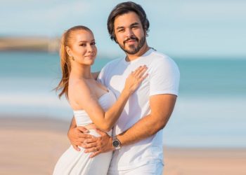 Caasei anuncia festa com 150 convidados vindos da Suiça para casamento em Jericoacoara