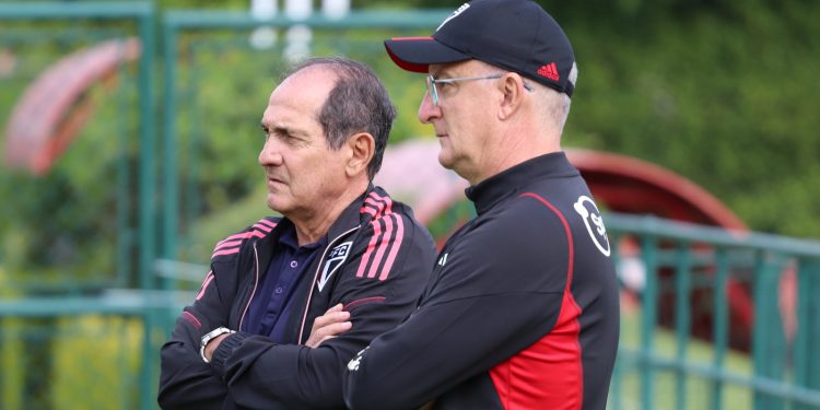 São Paulo F.C. – Tricolor fecha preparação para clássico com o Corinthians São Paulo F.C. – Tricolor fecha preparação para clássico com o Corinthians
