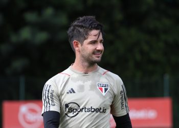 São Paulo F.C. – Pato treina com o grupo pela primeira vez