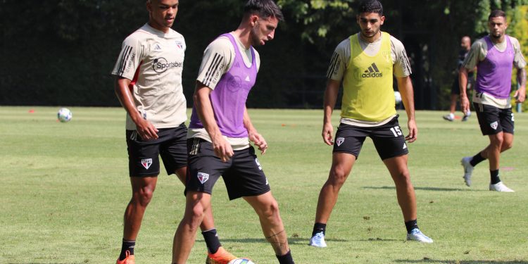 São Paulo F.C. – Calleri treina com o elenco São Paulo F.C. – Calleri treina com o elenco