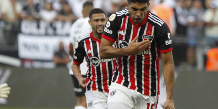 São Paulo F.C. – Fora de casa, São Paulo empata com o Corinthians por 1 a 1