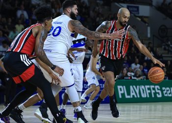São Paulo F.C. – Fora de casa, Basquete vence o Pinheiros e abre vantagem no NBB