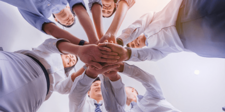 Melhorando a moral do time de vendas: dicas do especialista Lincon Beraldo para estimular sua equipe Melhorando a moral do time de vendas: dicas do especialista Lincon Beraldo para estimular sua equipe