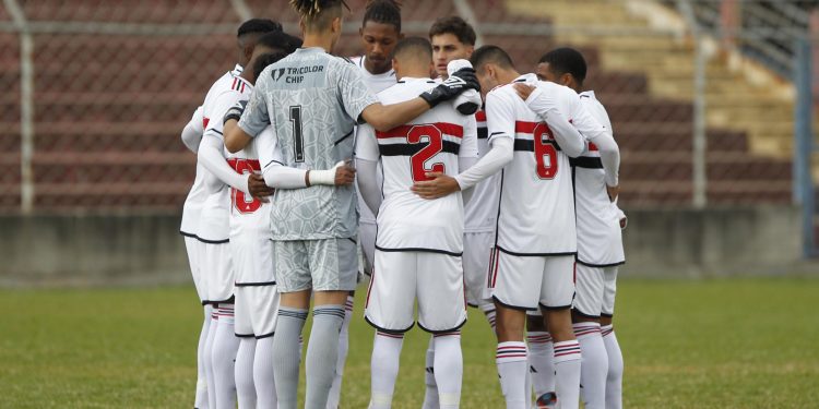 São Paulo F.C. – Com golaço, Sub-20 garante liderança e avança no Paulista