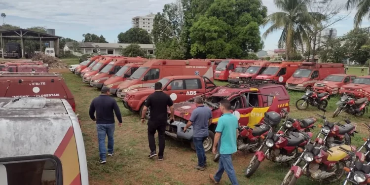Governo de Rondônia realiza leilão com mais de 80 veículos recuperáveis e sucatas aproveitáveis Governo de Rondônia realiza leilão com mais de 80 veículos recuperáveis e sucatas aproveitáveis