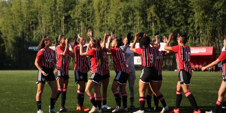 São Paulo F.C. – Pelo Paulista Sub-17, base feminina enfrenta o SKA Brasil São Paulo F.C. – Pelo Paulista Sub-17, base feminina enfrenta o SKA Brasil