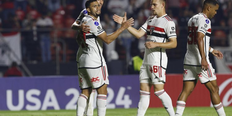 São Paulo F.C. – Tricolor fecha fase de grupos da CONMEBOL Sul-Americana com recordes