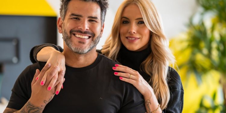 Dennis Ayres e Nathalia Zalaf posam para ensaio de campanha do dia dos namorados de famosa grife Dennis Ayres e Nathalia Zalaf posam para ensaio de campanha do dia dos namorados de famosa grife