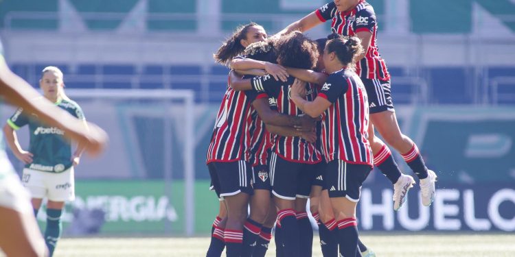 São Paulo F.C. – São Paulo supera o Palmeiras e avança à semifinal do Brasileiro Feminino São Paulo F.C. – São Paulo supera o Palmeiras e avança à semifinal do Brasileiro Feminino