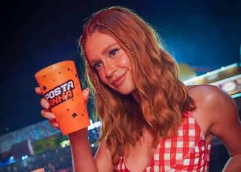 Marina Ruy Barbosa marca presença no terceiro final de semana do São João de Caruaru