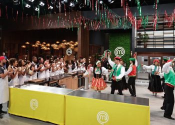 Cozinheiros encaram a primeira prova em equipe da décima temporada do “MasterChef Brasil”