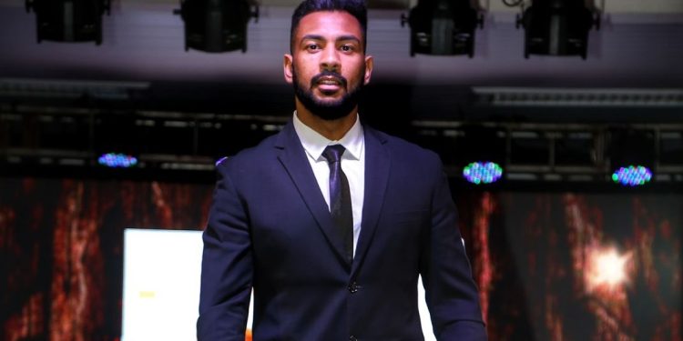 Rodrigo Avellino: do Interior de São Paulo ao Reinado da Beleza e do Rodeio! Rodrigo Avellino: do Interior de São Paulo ao Reinado da Beleza e do Rodeio!