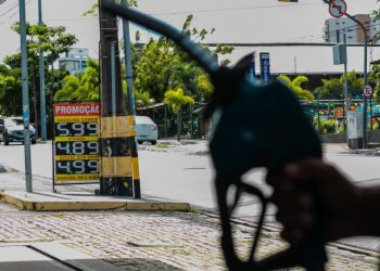 Viu posto de combustível com preço abusivo? Saiba como denunciar