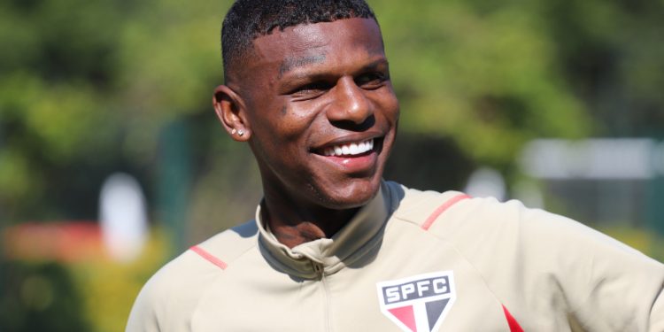 São Paulo F.C. – Elenco finaliza ajustes para o San-São São Paulo F.C. – Elenco finaliza ajustes para o San-São
