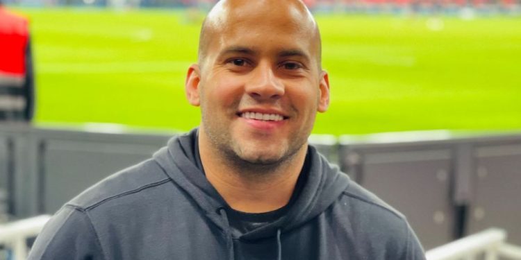 Após vender mais de 100 milhões na Amazon dos EUA, Influencer Di Leal tornou-se referência em vendas no Brasil Após vender mais de 100 milhões na Amazon dos EUA, Influencer Di Leal tornou-se referência em vendas no Brasil