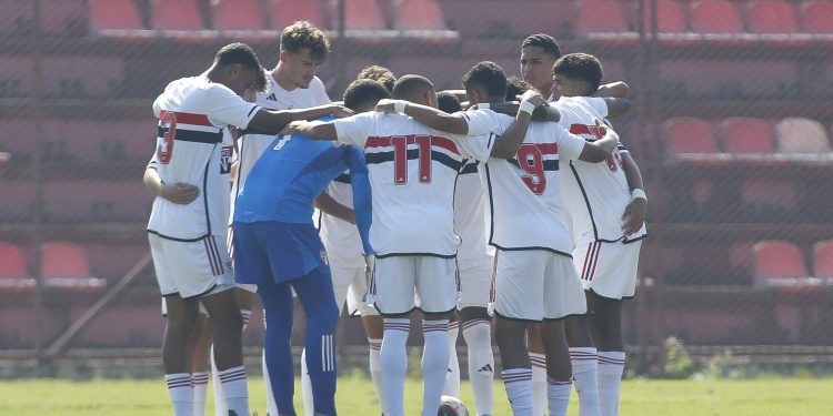 São Paulo F.C. – Sub-17 vence o Guarani pelo Paulista São Paulo F.C. – Sub-17 vence o Guarani pelo Paulista