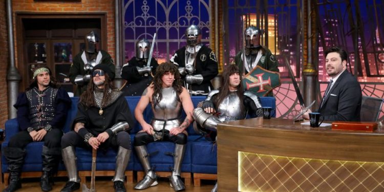 Integrantes do ‘Massacration’ falam sobre nova música no The Noite de hoje Integrantes do ‘Massacration’ falam sobre nova música no The Noite de hoje