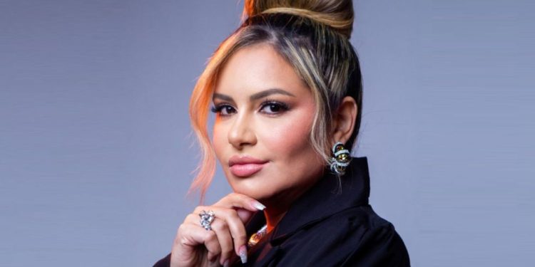 Empresária Paula Danielly expõe nas redes sociais a verdade sobre o mundo dos negócios Empresária Paula Danielly expõe nas redes sociais a verdade sobre o mundo dos negócios