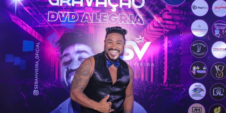 Com a presença de vários famosos, Sebah Vieira grava o seu primeiro DVD em SP Com a presença de vários famosos, Sebah Vieira grava o seu primeiro DVD em SP
