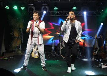 Dupla Vascai & Motax faz show no concurso Rei e Rainha do Rodeio FEIFE de Porto Ferreira – SP