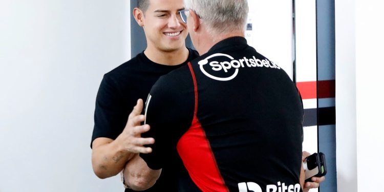 São Paulo F.C. – O primeiro dia de James Rodríguez no CT da Barra Funda São Paulo F.C. – O primeiro dia de James Rodríguez no CT da Barra Funda