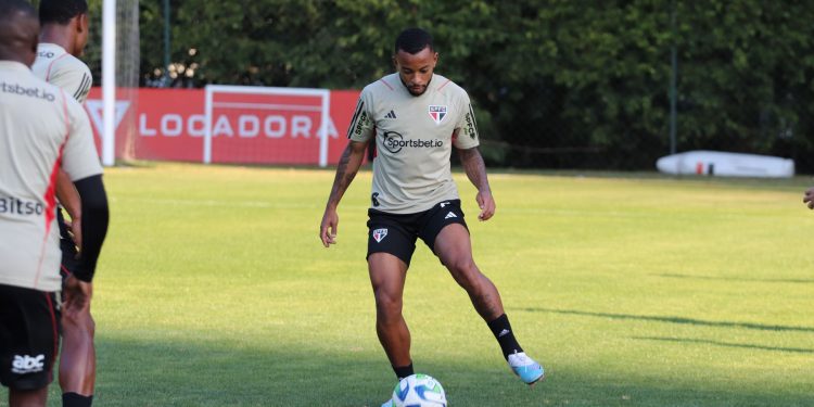 São Paulo F.C. – Tricolor inicia trabalhos para enfrentar o Bahia São Paulo F.C. – Tricolor inicia trabalhos para enfrentar o Bahia