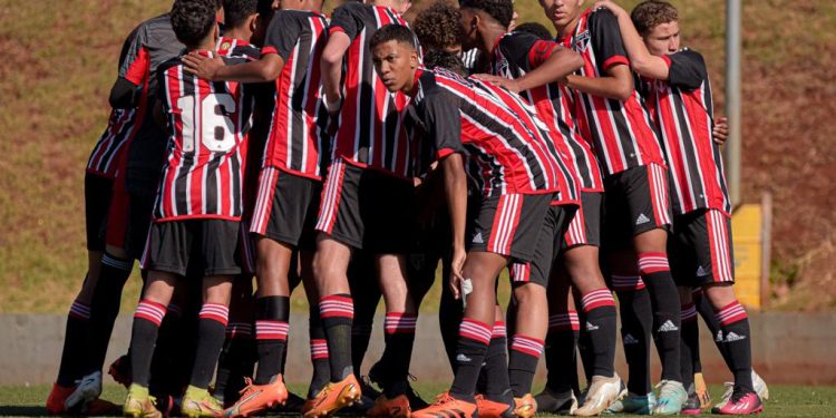 São Paulo F.C. – Sub-14 vence o Palmeiras e está na final da Alcans SA Cup
