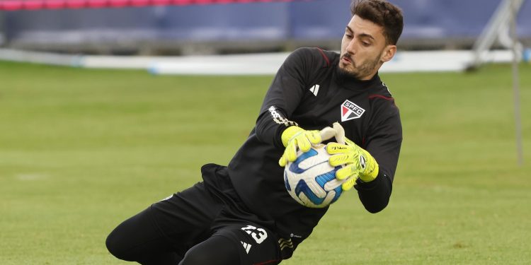 São Paulo F.C. – Elenco treina em Equador antes de retornar ao Brasil