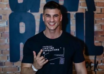 Bruno Poczinek é o novo repórter do Tô Na Fama! da Rede TV!