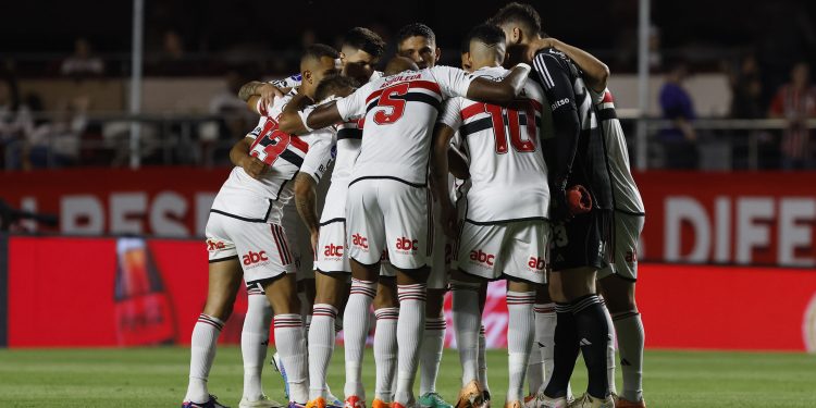 São Paulo F.C. – Nos pênaltis, São Paulo perde para a LDU pela CONMEBOL Sul-Americana
