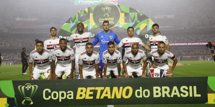 São Paulo F.C. – Estatísticas históricas após São Paulo 2 x 0 Corinthians São Paulo F.C. – Estatísticas históricas após São Paulo 2 x 0 Corinthians