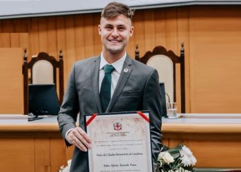 Youtuber Rezende é homenageado na Câmara de Vereadores com Titulo de Cidadão Benemérito de Londrina