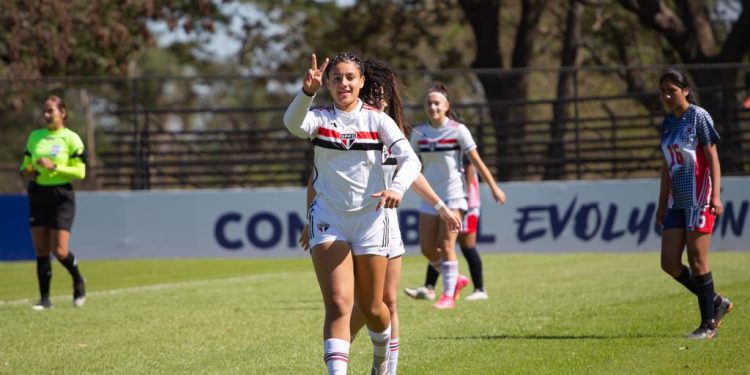 São Paulo F.C. – São Paulo vence o Potosí (BOL) em estreia na Fiesta Evolución Sub-16