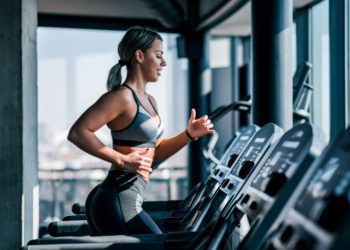 Etiqueta na academia: o que a boa educação recomenda na hora do treino?