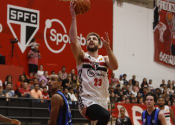 São Paulo F.C. – Diante da torcida, Basquete Tricolor vence o Pinheiros