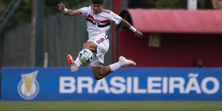 São Paulo F.C. – Sub-17 recebe o Sfera pelo Campeonato Paulista São Paulo F.C. – Sub-17 recebe o Sfera pelo Campeonato Paulista