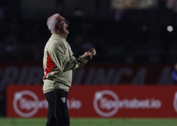 São Paulo F.C. – Dorival destaca postura da equipe no Majestoso: “É prazeroso de ver”
