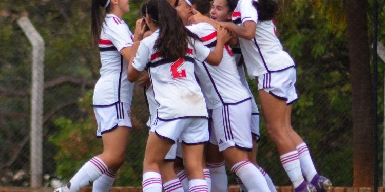 São Paulo F.C. – São Paulo enfrenta o Palmeiras pelas quartas do Paulista Feminino Sub-15