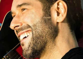 Daniel Del Sarto estreia show “A festa 80”, dia 22 no Blue Note em SP